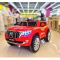 Toyota Prado Red -ელექტრო მანქანა კაუჩუკის საბურავებით