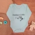 Daddy's Little Helper Bodysuit - ჩვილის ბოდე
