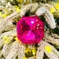 Pink Diamond Hanging Decoration - ნაძვის ხის სათამაშო