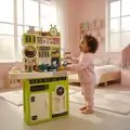 Funny Kitchen With Spray Green - სათამაშო სამზარეულო