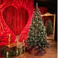 Lidia Green Christmas Tree With White Tips, Pine Cones And Berries PVC 220CM - ნაძვის ხე თეთრი ბოლოებით, გირჩით და კენკრით