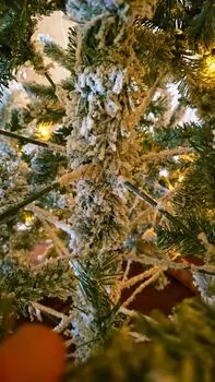 Christmas Tree With Lights 210 CM Snow-Covered საახალწლო ნაძვის ხე დათოვლილი ტოტებით და განათებით, 11 image
