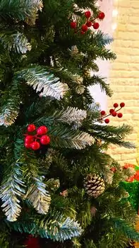 Christmas Tree 180 CM With Snow-Covered Branches, Pine Cones And Berries - ნაძვის ხე დათოვლილი ბოლოებით, გირჩით და კენკრით, 7 image