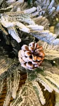 Christmas Tree 180 CM With Pine Cones And Snow-Covered დათოვლილი ნაძვის ხე შერეული სილიკონის ტოტებით და გირჩით, 4 image