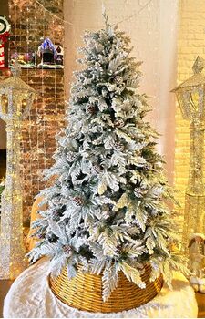 Christmas Tree 180 CM With Pine Cones And Snow-Covered დათოვლილი ნაძვის ხე შერეული სილიკონის ტოტებით და გირჩით