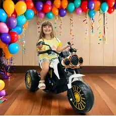 Harley Davidson Motorcycle White - ელექტრო მოტოციკლი