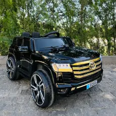 Electric Jeep Toyota Painted Black - ელექტრო მანქანა კაუჩუკის საბურავებით