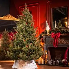 Christmas Tree PE+PVC 210 CM Green - ნაძვის ხე შერეული სილიკონის წიწვებით
