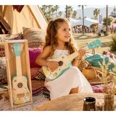 Tooky Toy Wooden Ukulele - სათამაშო ხის უკულელე