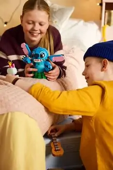 Lego Disney 43296 Stitch & Scrump, 6 image