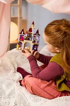 Lego Disney 43289 Belle & the Beast's Enchanted Castle, 10 image