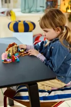 Lego Bluey 11221 School with Rusty and Bluey, 4 image