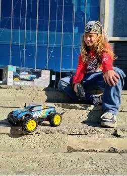 High Speed Drift Racing Vehicle Blue  -  დისტანციურად მართვადი მანქანა, 2 image