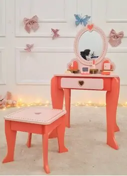 Wooden Dresser Set With Accsesoriess  - ხის საბავშვო ტრილიაჟი აქსესუარებით