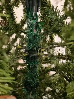 Christmas Tree With Pine Cones And Berries საახალწლო ნაძვის ხე დათოვლილი ბოლოებით, კენკრით და გირჩით 240 სმ (OT642), 4 image