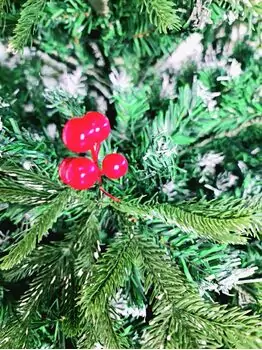Christmas Tree With Berries საახალწლო ნაძვის ხე სილიკონის შერეული წიწვებით და კენკრით 210 სმ (OT035), 9 image