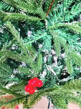 Christmas Tree With Berries საახალწლო ნაძვის ხე სილიკონის შერეული წიწვებით და კენკრით 210 სმ (OT035), 12 image