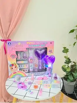 GLITTER MAKEUP SET 2104V სათამაშო კოსმეტიკის ნაკრები