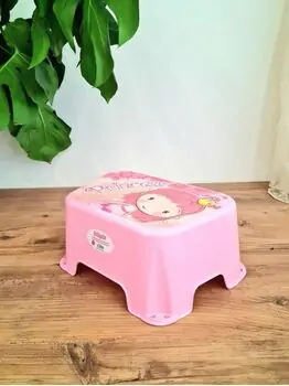 One Step Stool Light Pink საბავშვო საფეხური აბაზანისთვის