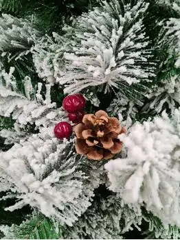 Snow-Covered Christmas Tree With Pine Cones And Berries  საახალწლო ნაძვის ხე დათოვლილი ტოტებით გირჩით და კენკრით 210 სმ (OT2082), 4 image