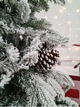 Snow-Covered Christmas Tree With Pine Cones საახალწლო ნაძვის ხე დათოვლილი ტოტებით და გირჩით 210 სმ (OT2083), 6 image