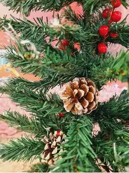 Snow-Covered Christmas Tree With Pine Cones And Berries საახალწლო ნაძვის ხე დათოვლილი ტოტებით, გირჩითა და კენკრით 90 სმ, 4 image