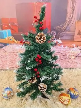 Snow-Covered Christmas Tree With Pine Cones And Berries საახალწლო ნაძვის ხე დათოვლილი ტოტებით, გირჩითა და კენკრით 45 სმ