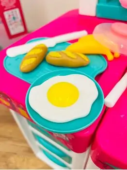 Barbie Large Kitchen with Light and Sound - ბარბის ფუნქციური სათამაშო სამზარეულო, 9 image