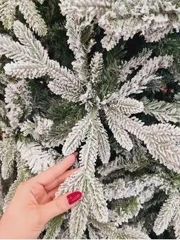 Snow-Covered Christmas Tree PE+PVC 300 CM - დათოვლილი ნაძვის ხე შერეული სილიკონის წიწვებით, 3 image