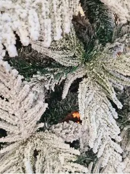 Snow-Covered Christmas Tree PE + PVC 210 CM - დათოვლილი ნაძვის ხე შერეული სილიკონის წიწვებით, 6 image