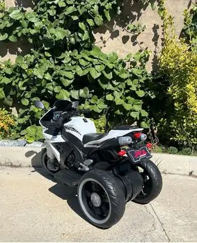 Yamaha YZF-R1 Moto White - ელექტრო მოტოციკლი, 3 image