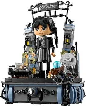 Lego Wednesday 76780 Wednesday Addams Figure, 2 image
