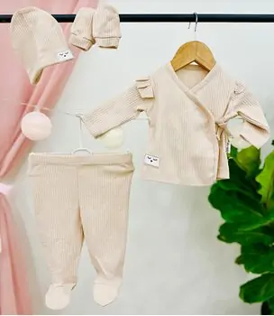 Vintage 4in1 Set MURATBABY 7590 Beige საბავშვო ტანსაცმლის ნაკრები