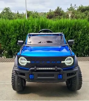 Electric Car Painting Blue - ელექტრო მანქანა კაუჩუკის საბურავებით, 2 image
