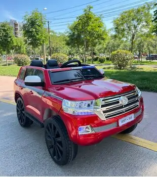 Toyota Electric Car Painting Red - ელექტრო მანქანა კაუჩუკის საბურავებით, 2 image