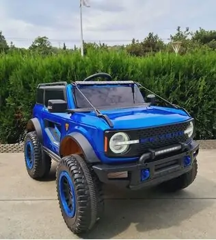 Electric Car Painting Blue - ელექტრო მანქანა კაუჩუკის საბურავებით