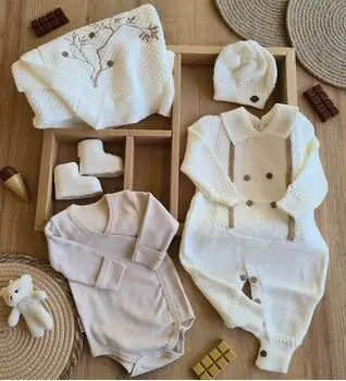Cute Knitted 5 In 1 Set White - ჩვილის სამოსის ნაკრები