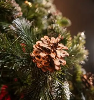 Lidia Green Christmas Tree With White Tips, Pine Cones And Berries PVC 220CM - ნაძვის ხე თეთრი ბოლოებით, გირჩით და კენკრით, 9 image