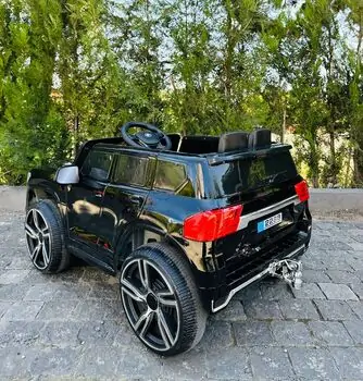 Electric Jeep Toyota Painted Black - ელექტრო მანქანა კაუჩუკის საბურავებით, 4 image