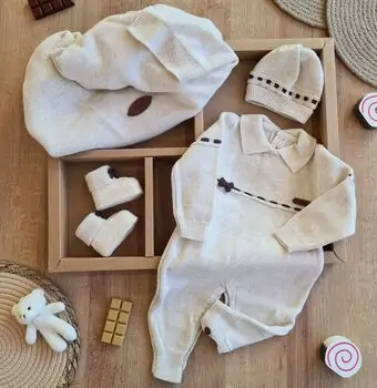 Cute Knitted 4 In 1 Set Beige - ჩვილის სამოსის ნაკრები