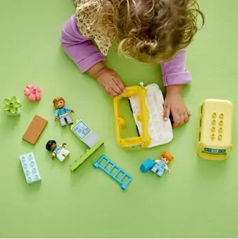 Lego Duplo 10988 The Bus Ride, 9 image