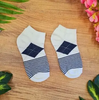 Baby Socks With Blue Stripes And Cubes საბავშვო წინდები
