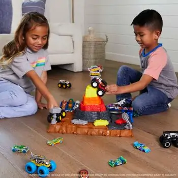 Hot Wheels HNB96 Monster Trucks Arena Smashers Bone Shaker Ultimate Crush Yard  საბავშვო სათამაშო ტრასა, 3 image