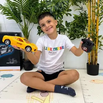 Remote Control Car დისტანციურად მართვადი სათამაშო მანქანა