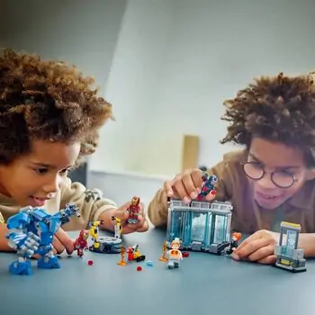 Lego Super Heroes 76315 Iron Man's Laboratory: Hall of Armor, 8 image