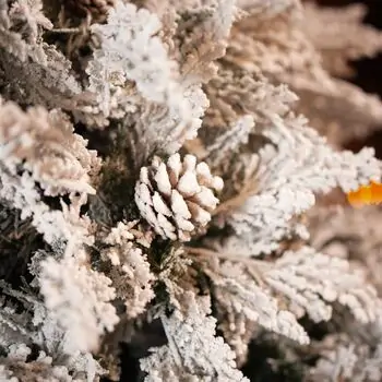 Snow-Covered Christmas Tree With Mixed Silicone Needle And Pine Cones PE+PVC 210 CM - დათოვლილი ნაძვის ხე შერეული სილიკონის წიწვებით და გირჩით, 8 image