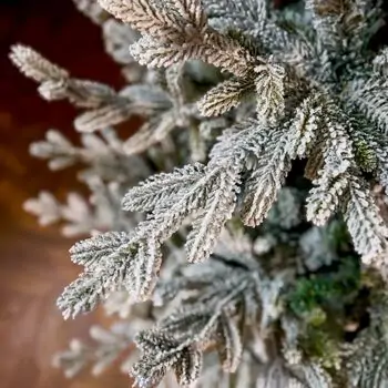 Snow-Covered Christmas Tree PE+PVC 210 CM - დათოვლილი ნაძვის ხე შერეული სილიკონის წიწვებით, 9 image