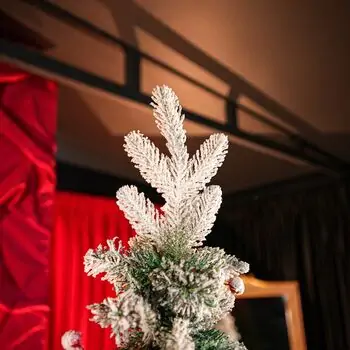 Christmas Tree With Berries PE + PVC 210 CM Snow-Covered - დათოვლილი ნაძვის ხე შერეული სილიკონის წიწვებით და კენკრით, 3 image