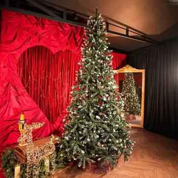 Christmas Tree With Pine Cones საახალწლო ნაძვის ხე გირჩებით 270 სმ