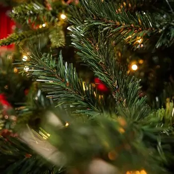 Christmas Tree 210 CM With Pine Cones, Berries And Lights საახალწლო ნაძვის ხე სილიკონის წიწვებით და განათებით, 8 image